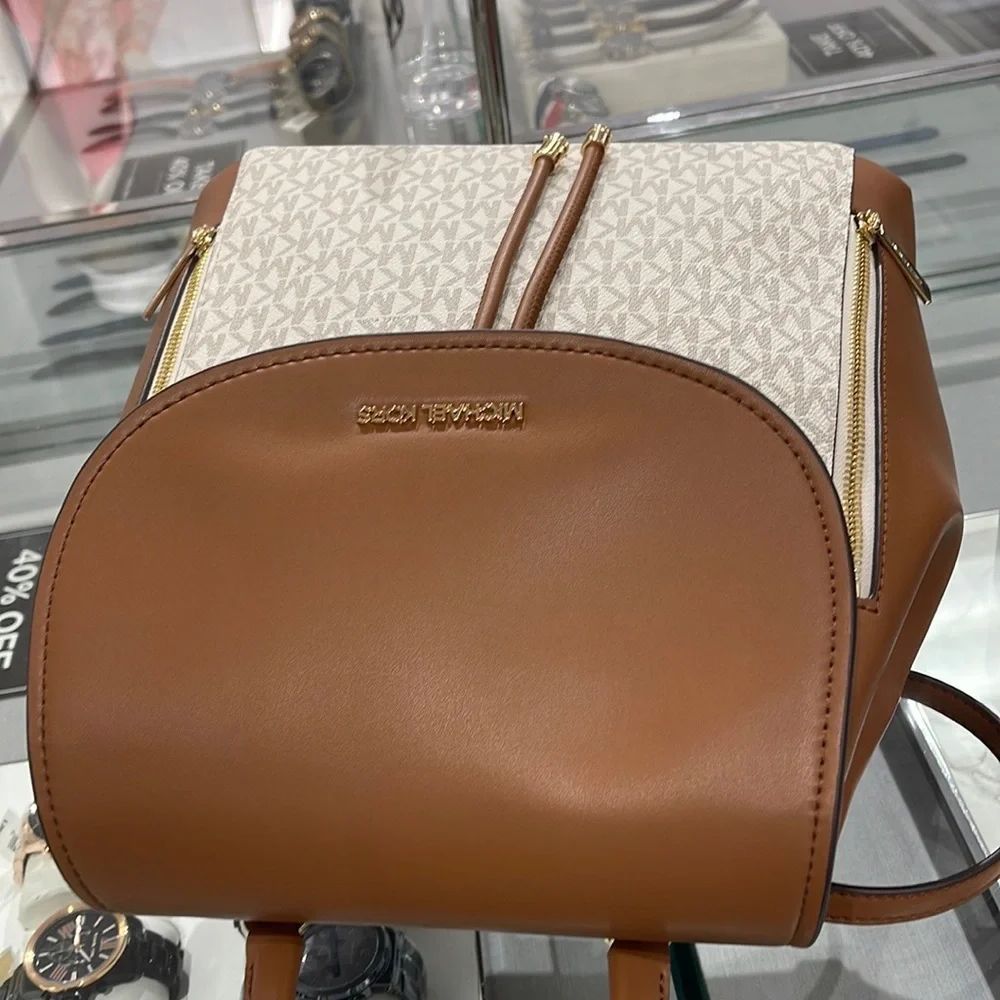 Michael Kors Backpack Bag Phoebe Medium Flap Drawstring Backpack Vanilla NWT